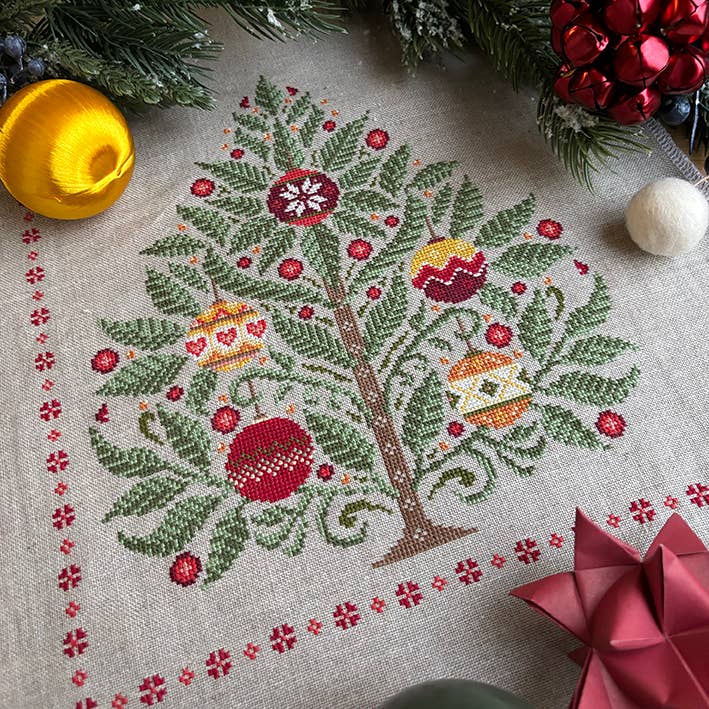 Love Poppet - Oh Christmas Tree - Printed Pattern