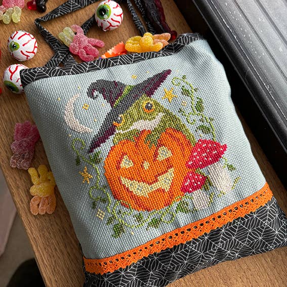 Love Poppet – Pumpkin Toad Cross Stitch Kit