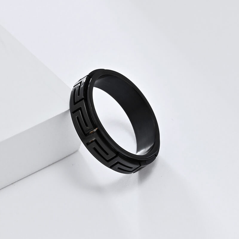 Minimalist Great Wall Pattern Stainless Steel Spinner Ring