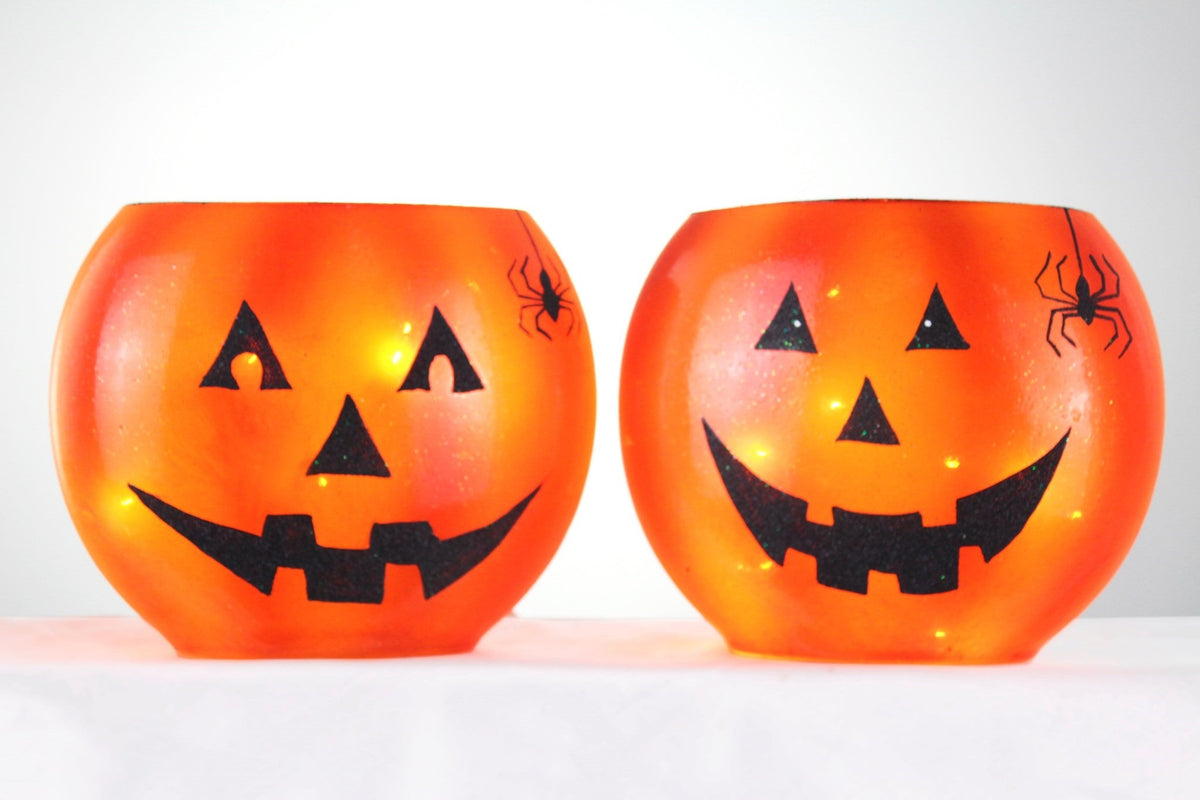 Oval Lighted Jack-o-Lantern Vase - 7 x 4 x 6.5 - 5 Teeth
