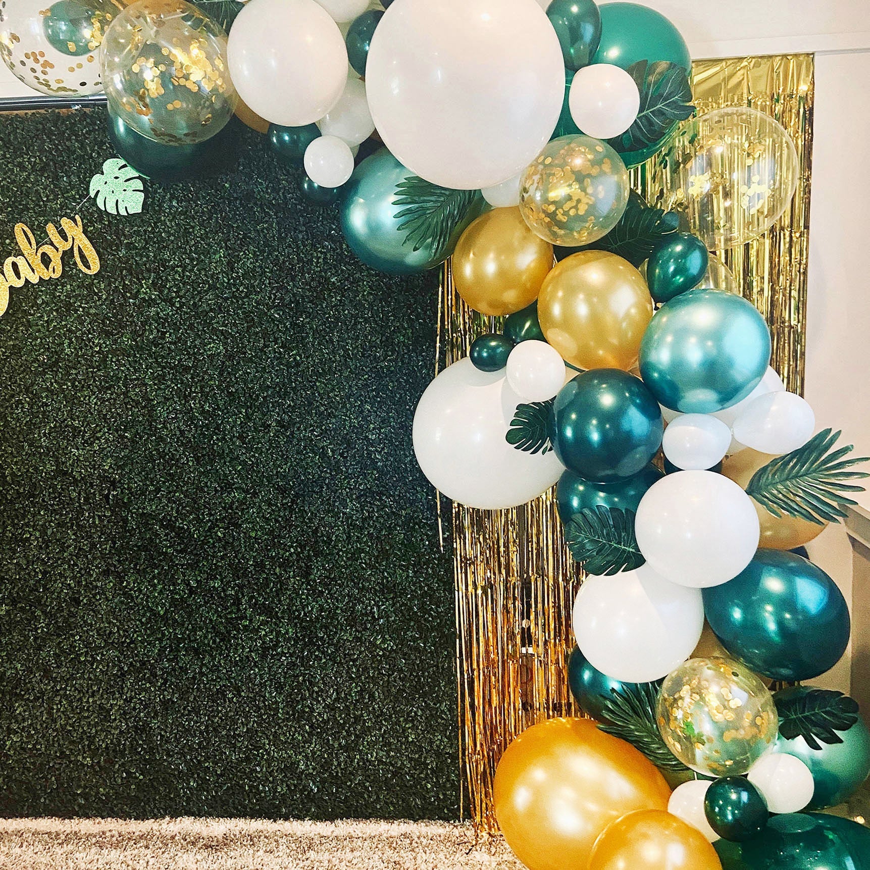 Wild Jungle Safari Balloon Garland Kit – Green, White & Gold