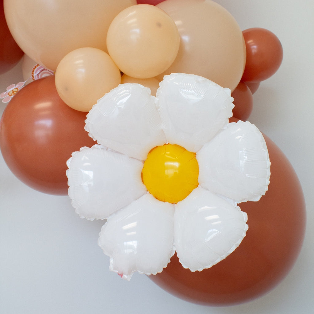 Small Daisy Foil Balloon – 20" Groovy Party Decor