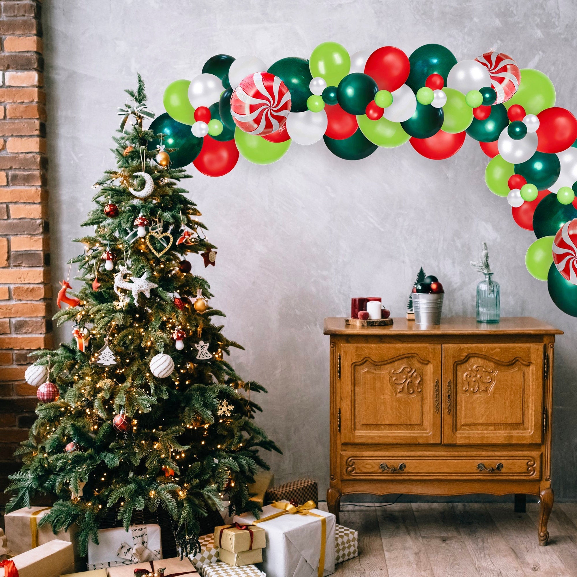 Grinch Christmas Balloon Garland Kit – Red & Green
