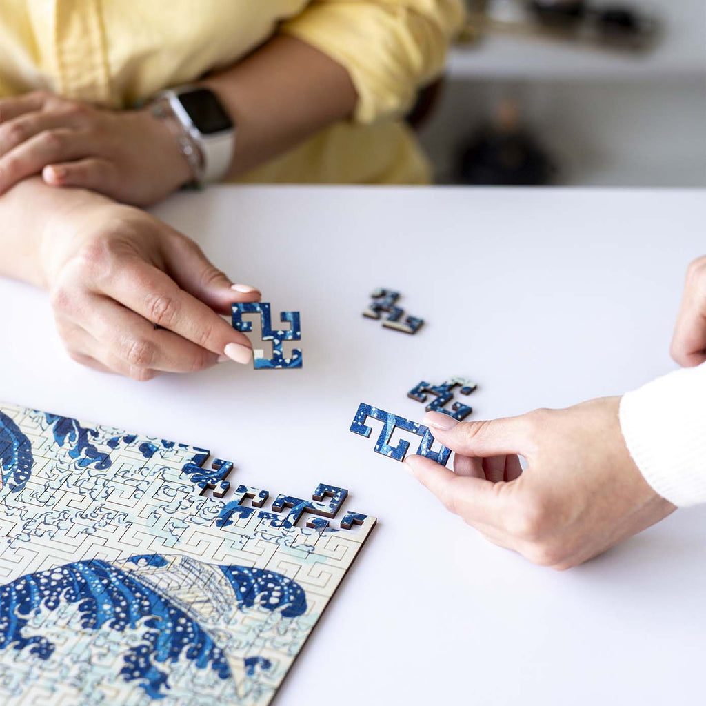 Wooden jigsaw maze puzzle The Great Wave Off Kanagawa (Hokusai)