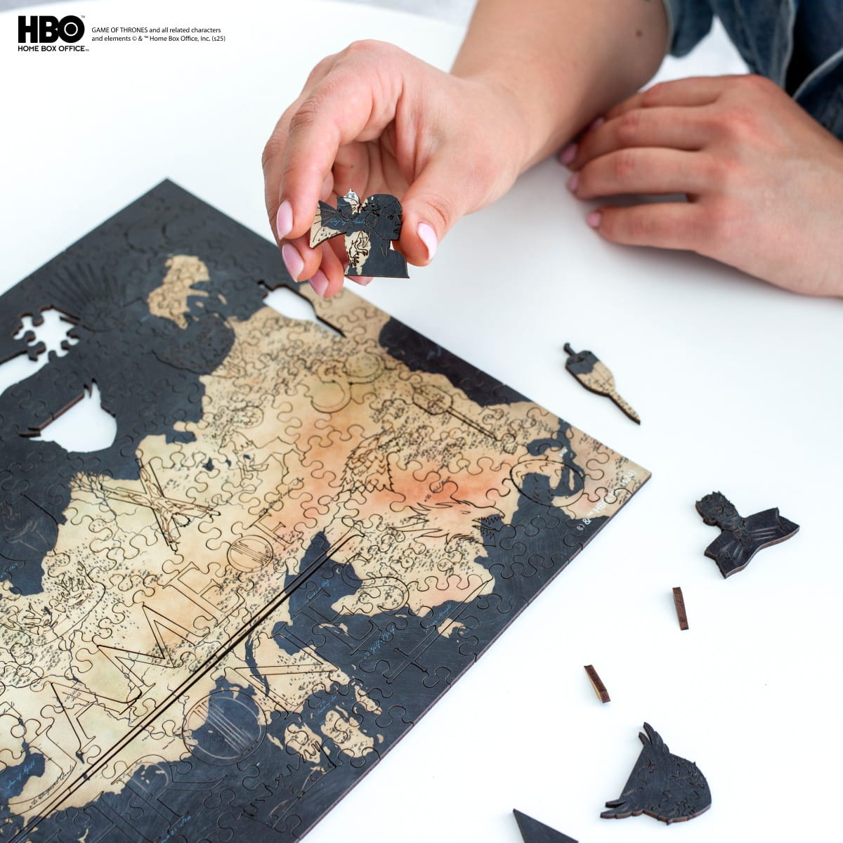 Wooden jigsaw puzzle Game of Thrones™ Westeros map