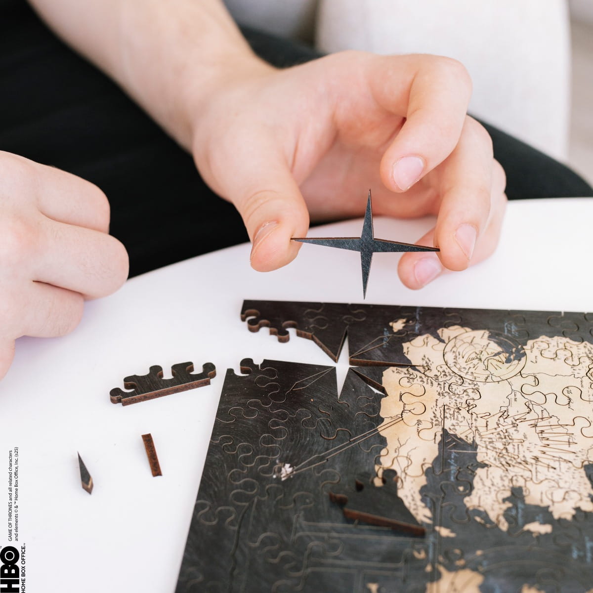 Wooden jigsaw puzzle Game of Thrones™ Westeros map
