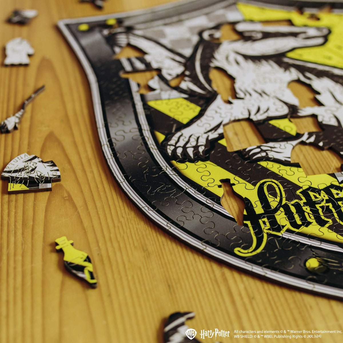 Wooden Puzzle Harry Potter™ Hufflepuff