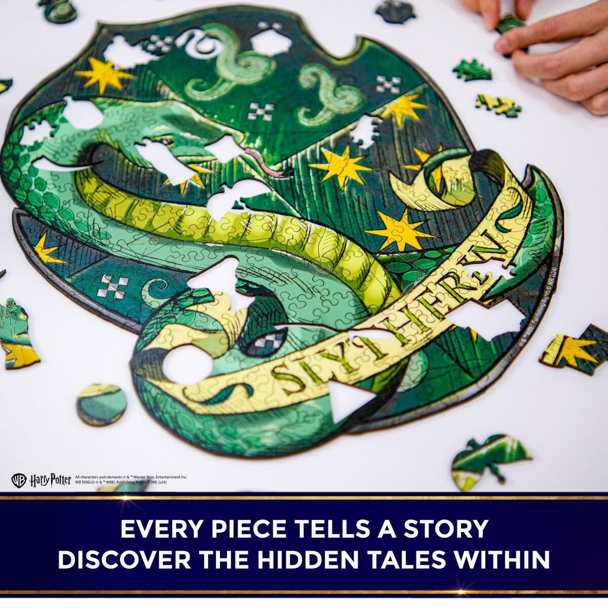 Wooden Puzzle Harry Potter™ Slytherin Crest