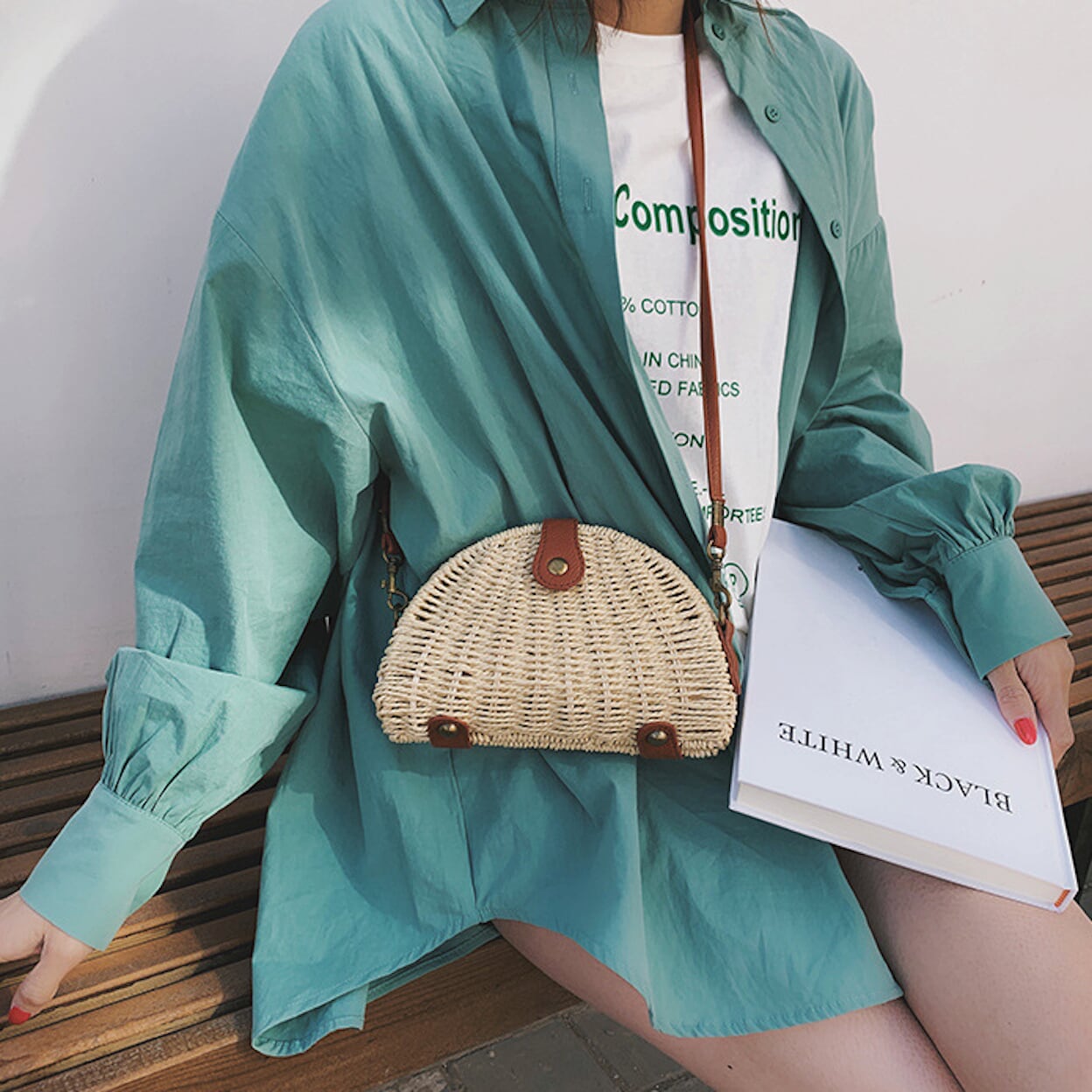 Oval Straw Crossbody Bag